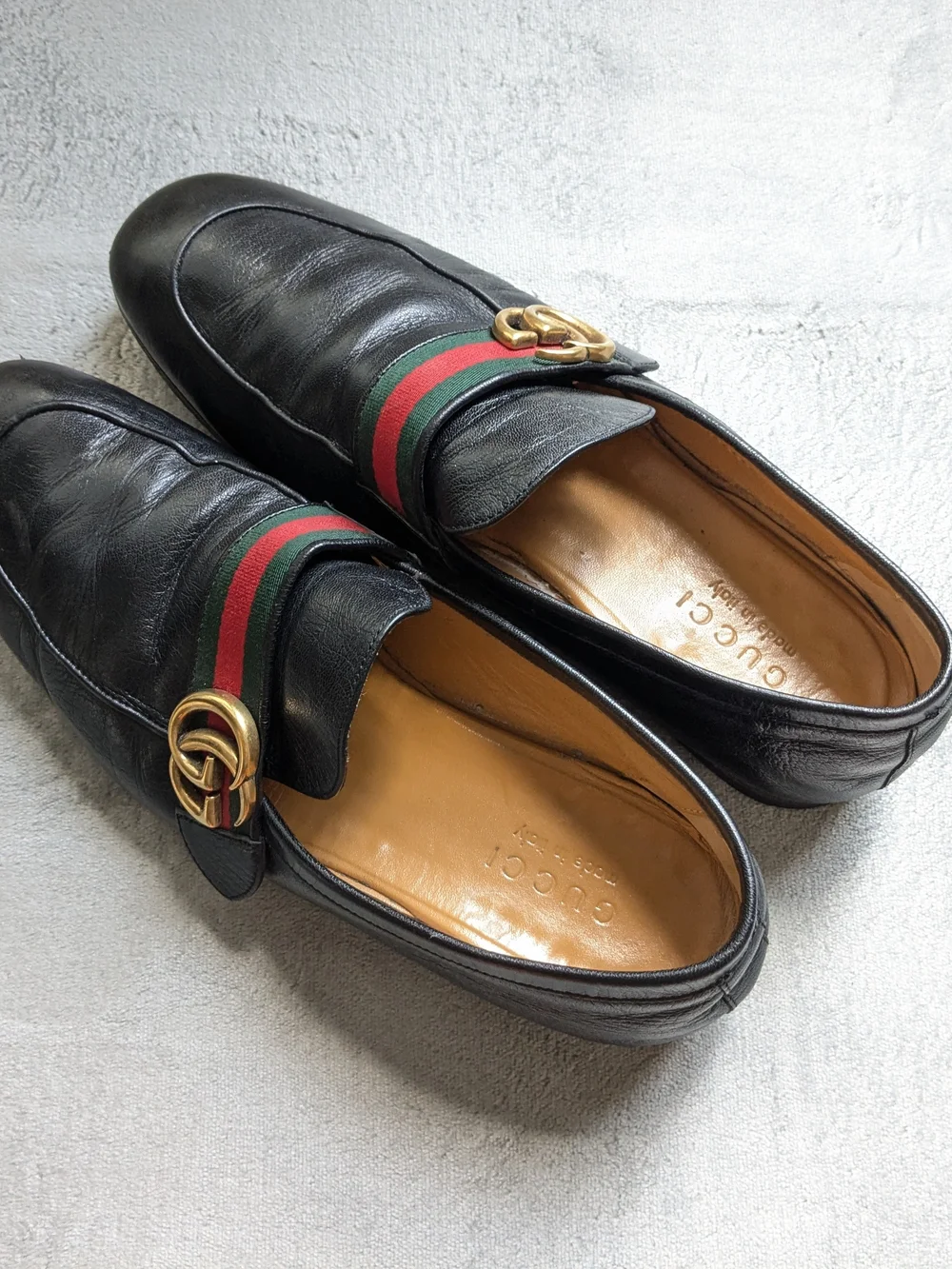 Gucci Black Leather Men's Loafers with Green-Red Web and Gold GG US 9.5